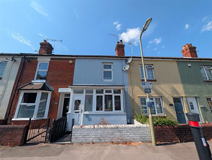 2 Bedroom Terraced House For Sale In Market Street, Eastleigh, SO50
