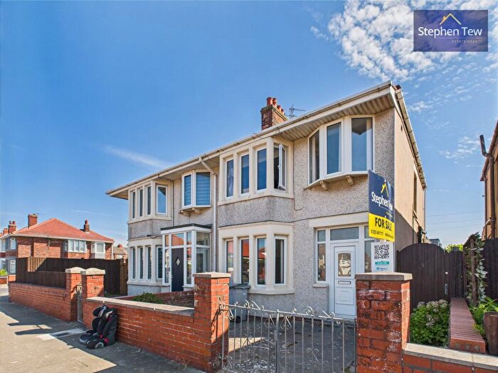3 Bedroom Semi-Detached House For Sale In Eastbourne Road, Blackpool, FY4