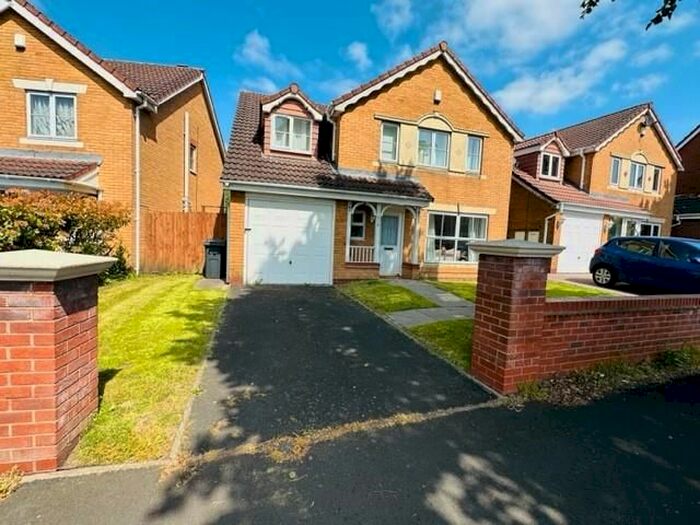 5 Bedroom Detached House To Rent In Pype Hayes Road, Erdington, Birmingham, B24