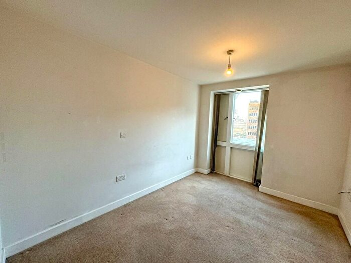 1 Bedroom Flat For Sale In Essex Street, Birmingham, B5