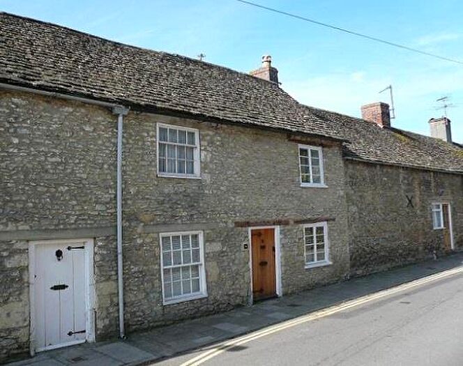 1 Bedroom Cottage To Rent In Kings Wall, Malmesbury, SN16