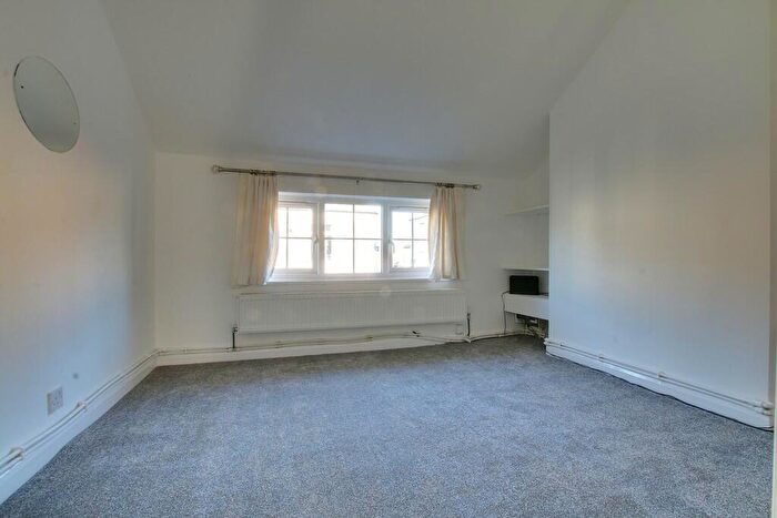 1 Bedroom Cottage To Rent In Station Street, Chatteris, PE16