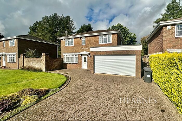 4 Bedroom Detached House For Sale In Wishart Gardens, Muscliff, Bournemouth, BH9
