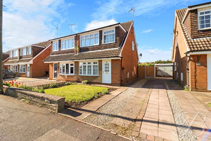 3 Bedroom Semi-Detached House To Rent In Church Lane, Clowne, Chesterfield, S43