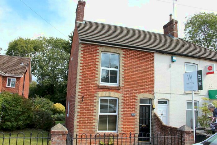 2 Bedroom Semi-Detached House To Rent In Dacris, Southampton Road, SP5