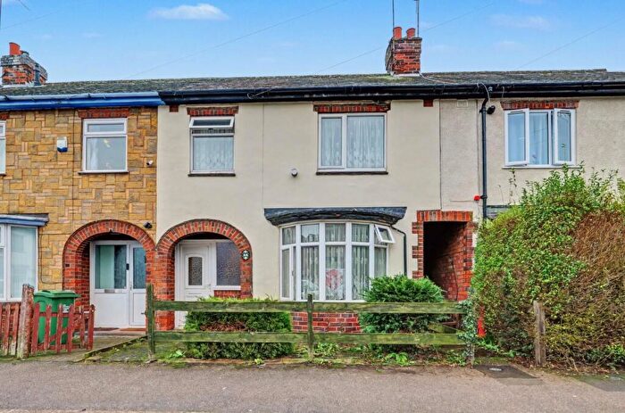 3 Bedroom Terraced House For Sale In King Edward Road, Loughborough, LE11