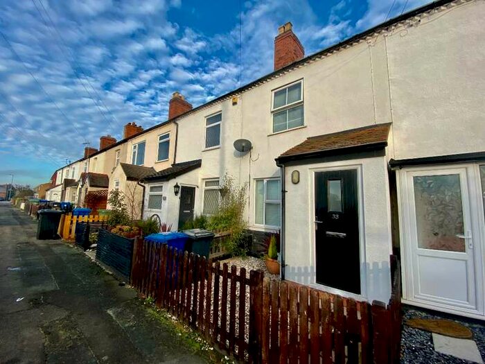 2 Bedroom Property To Rent In Gorsey Bank Road Tamworth, B77