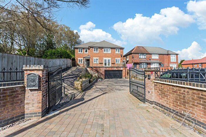 4 Bedroom Detached House For Sale In Main Road, Ravenshead, Nottingham, NG15