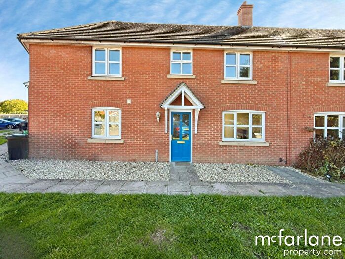 3 Bedroom Terraced House To Rent In Thompson Court, Purton, SN5