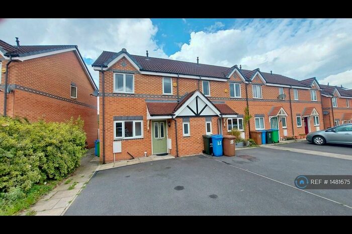 3 Bedroom End Of Terrace House To Rent In Lorton Close, Manchester, M24