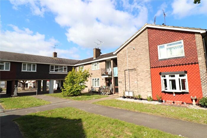 1 Bedroom Apartment To Rent In The Fold, Basildon, Essex, SS14