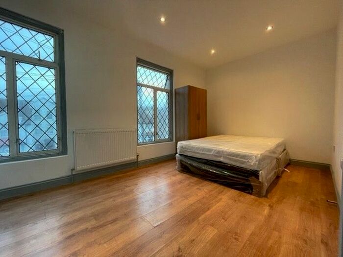 1 Bedroom Studio To Rent In Bensham Lane, Thornton Heath, CR7