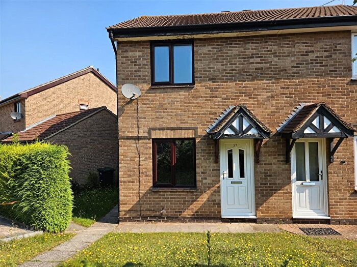 2 Bedroom Semi-Detached House To Rent In Cranford Gardens, West Bridgford, Nottingham, Nottinghamshire, NG2