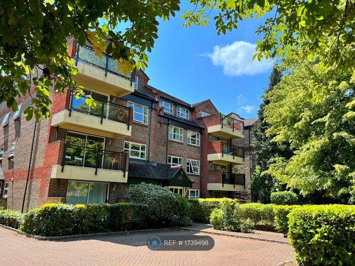 2 Bedroom Flat To Rent In Pacific Heights, Beckenham, BR3