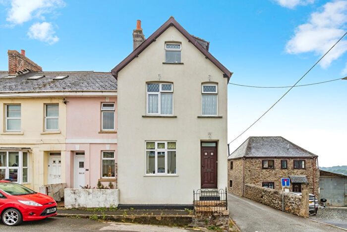 5 Bedroom End Of Terrace House For Sale In Valentine Row, Callington, Cornwall, PL17
