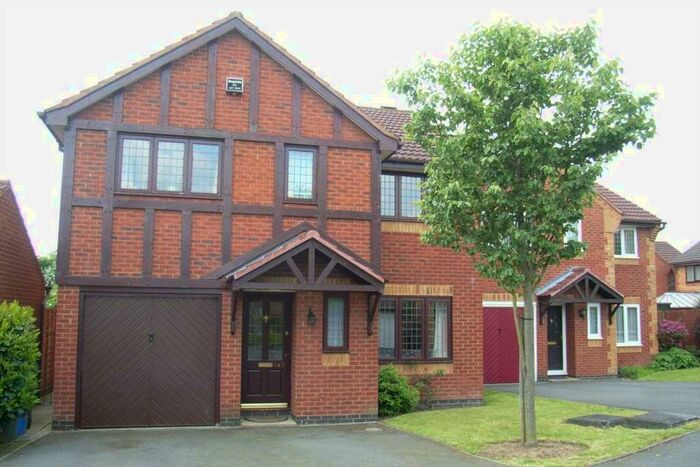 4 Bedroom Detached House To Rent In Ravencroft, Langford, OX26
