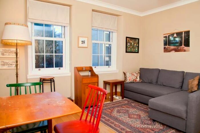 1 Bedroom Flat To Rent In St. Leonards Street, Edinburgh EH8