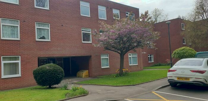 2 Bedroom Flat To Rent In Warwick Road, Solihull, B92