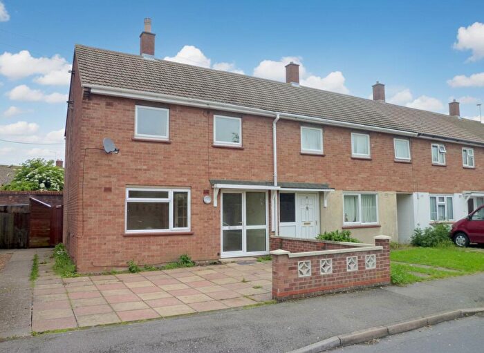 4 Bedroom End Of Terrace House To Rent In Ferrars Way, Cambridge, CB4