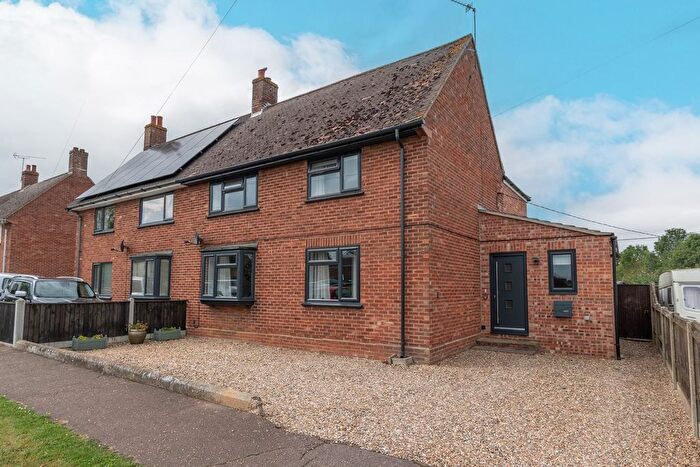 3 Bedroom Semi-Detached House For Sale In The Elms, Hindringham, NR21