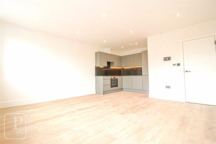 1 Bedroom Apartment To Rent In North Station Road, Colchester, Essex, CO1