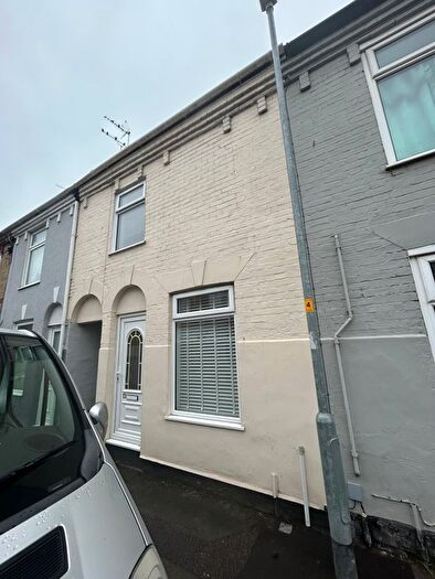 2 Bedroom Terraced House To Rent In Beach Road, Gorleston, NR31