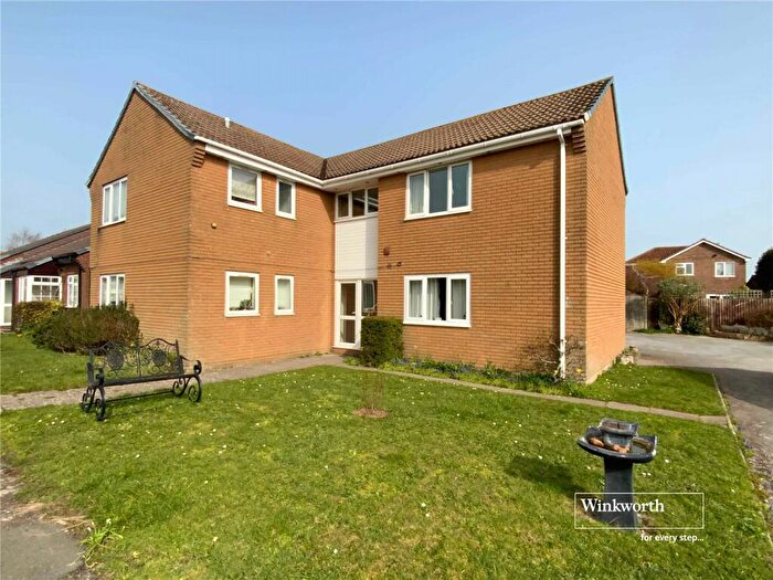 Studio For Sale In Blenheim Drive, Christchurch, Dorset, BH23