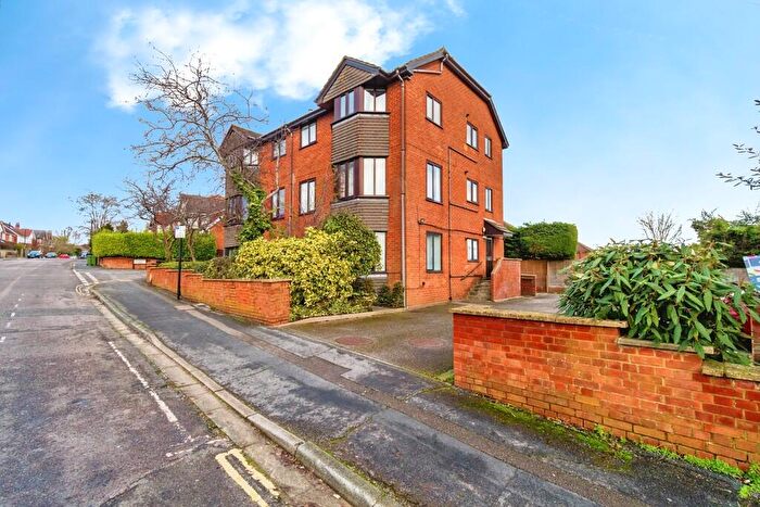1 Bedroom Apartment For Sale In Grosvenor Road, SO17