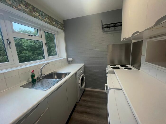 1 Bedroom Flat To Rent In Blossomfield Close, Birmingham, B38