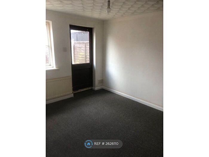1 Bedroom Terraced House To Rent In South East Road, Southampton, SO19