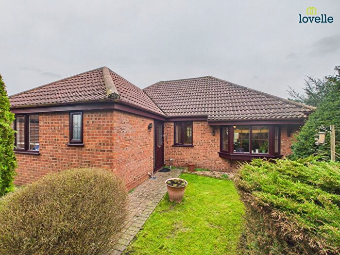 3 Bedroom Detached Bungalow For Sale In Meadowfield, Middle Rasen, LN8