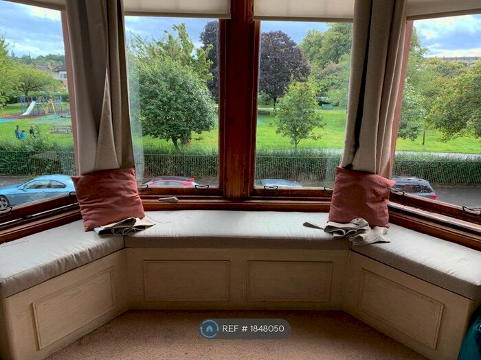 2 Bedroom Flat To Rent In Naseby Avenue, Glasgow, G11