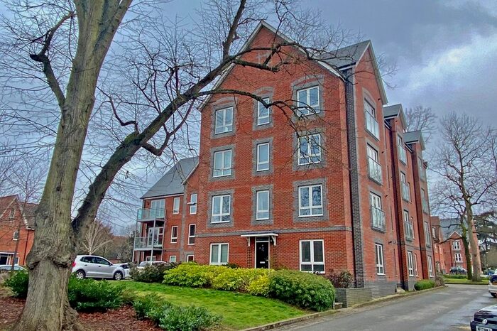 2 Bedroom Flat To Rent In Newlands Way, Cholsey, Wallingford, OX10