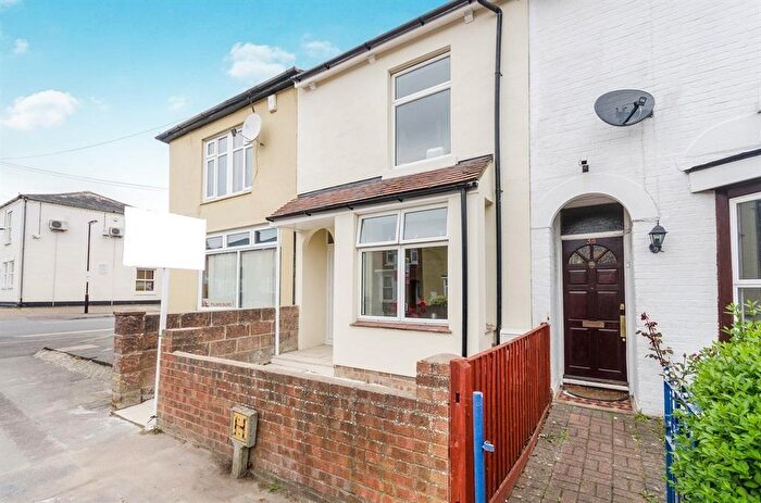 4 Bedroom House To Rent In Padwell Road, Inner Avenue, SO14