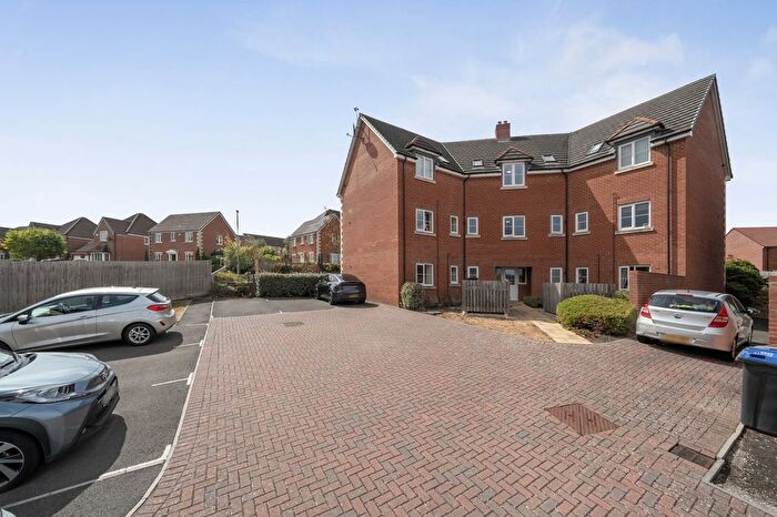 2 Bedroom Flat For Sale In The Meux, Royal Wootton Bassett, Swindon, SN4