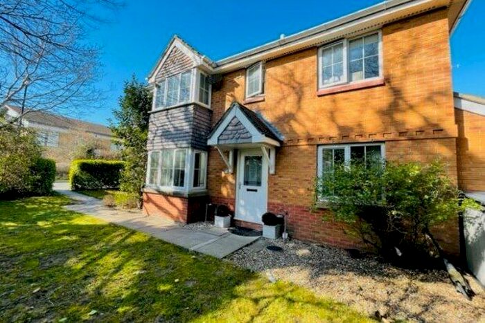 4 Bedroom Detached House To Rent In Conference Avenue, Bristol, BS20