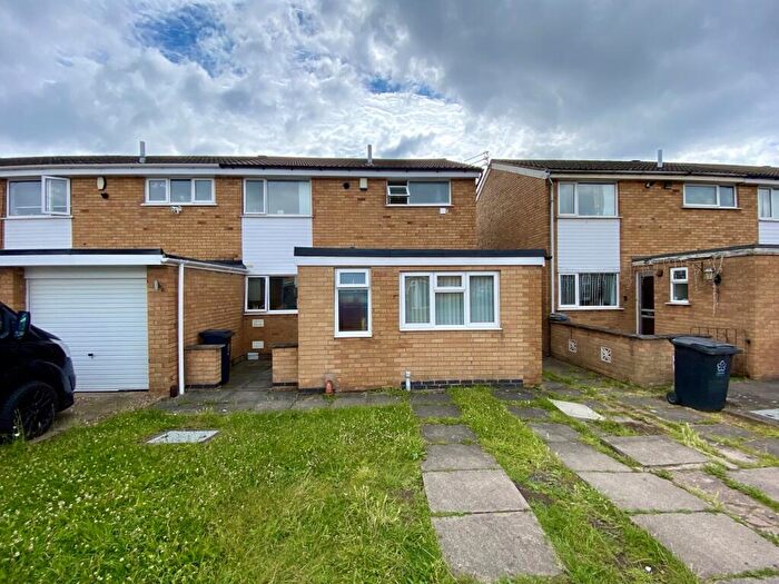 3 Bedroom House To Rent In Alderton Close, Leicester, LE4