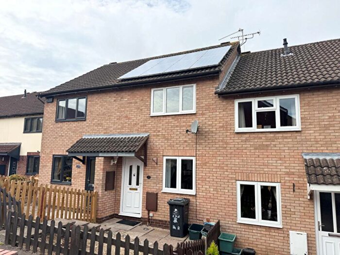 2 Bedroom Terraced House To Rent In West View, Cinderford, GL14