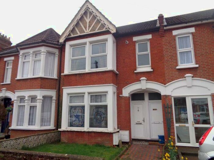 1 Bedroom Flat To Rent In Swanage Road, Southend-On-Sea, SS2