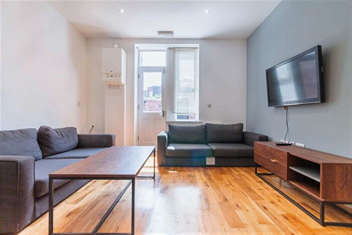 3 Bedroom Flat To Rent In Sunbury Avenue, Jesmond, NE2