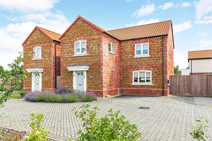 3 Bedroom Detached House For Sale In Chain Free In Ingoldisthorpe, PE31