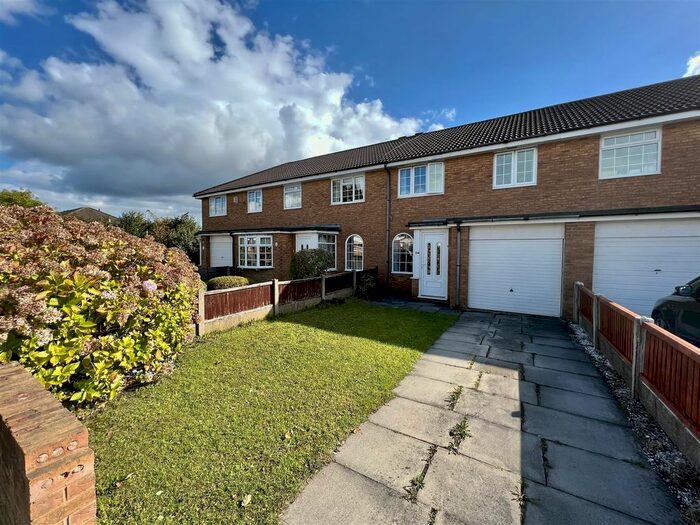 3 Bedroom Property To Rent In Fylde Road, Southport, PR9