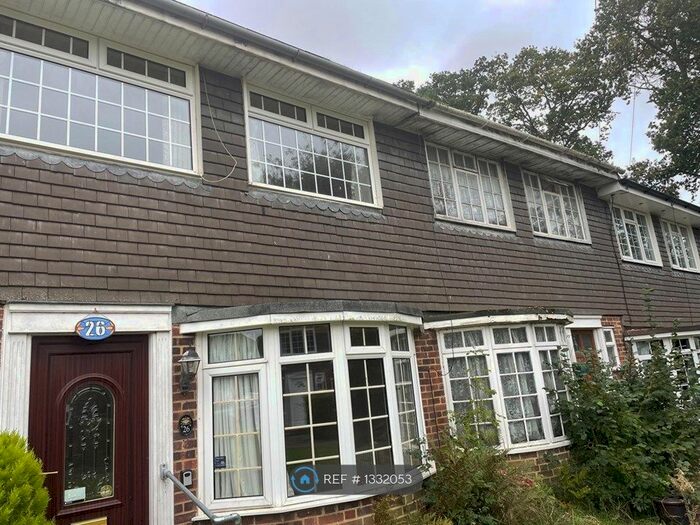 3 Bedroom Terraced House To Rent In Briarfield Gardens, Waterlooville, PO8