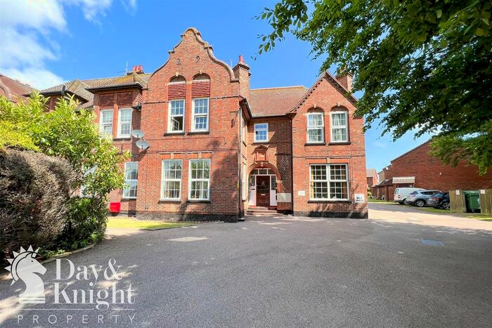 1 Bedroom Flat To Rent In Kelly-Pain Court, St. Margarets Road, Lowestoft, NR32