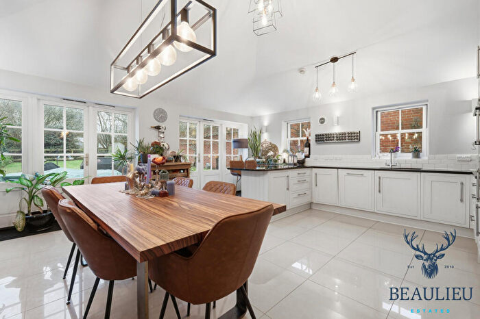 5 Bedroom Link Detached House For Sale In The Street, Little Waltham, CM3