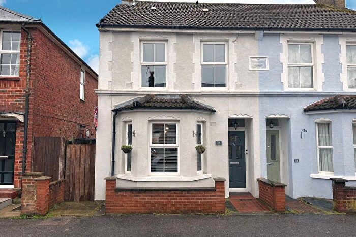 2 Bedroom Semi-Detached House For Sale In Coleman Road, Aldershot, Hampshire, GU12