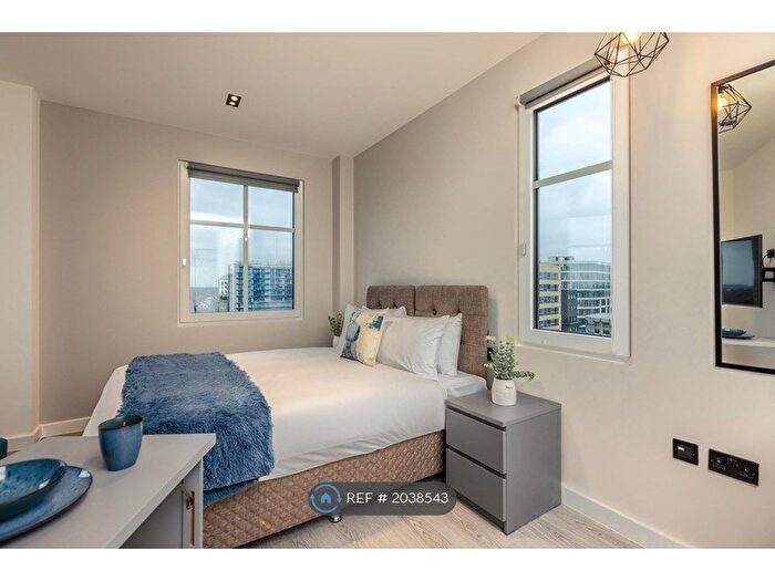 Studio To Rent In Lowlands Road, Harrow, HA1