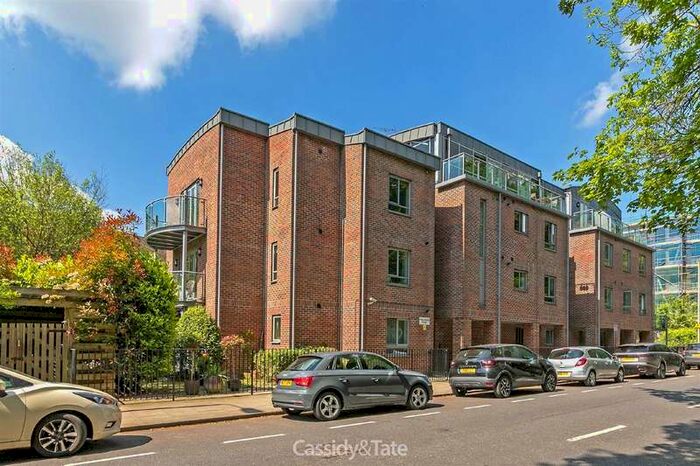 2 Bedroom Apartment To Rent In London Road, St Albans, AL1