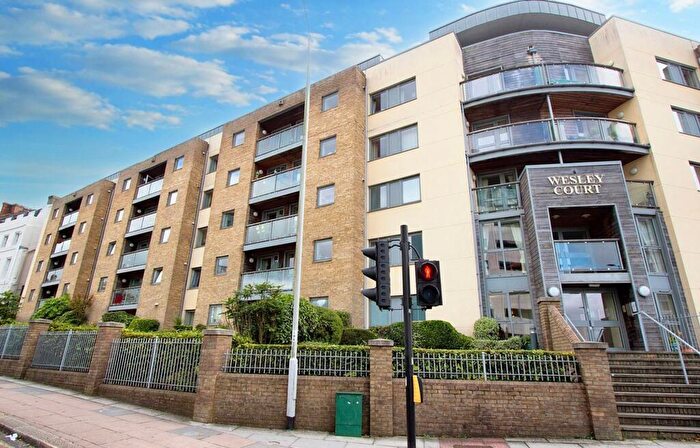 1 Bedroom Flat For Sale In Millbay Road, Wesley Court, PL1