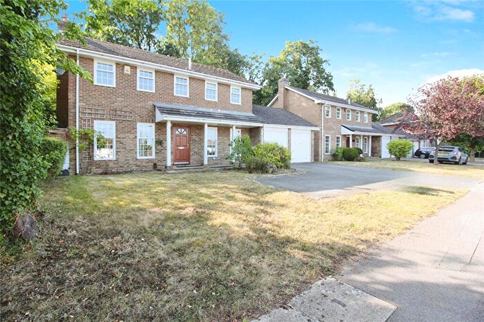4 Bedroom Detached House For Sale In Ryhill Way, Lower Earley, Reading, RG6